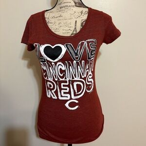Genuine Merchandise Women's Red Cincinnati Reds Tee